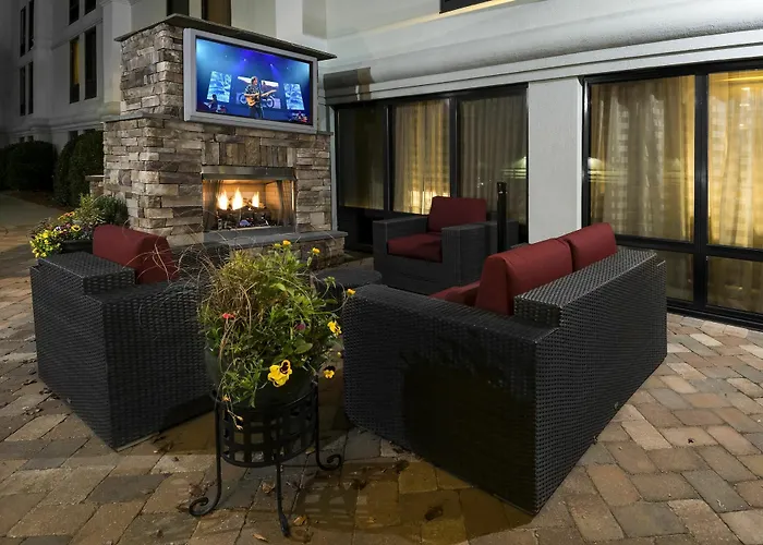 Hampton Hanes Mall Hotel Winston-Salem