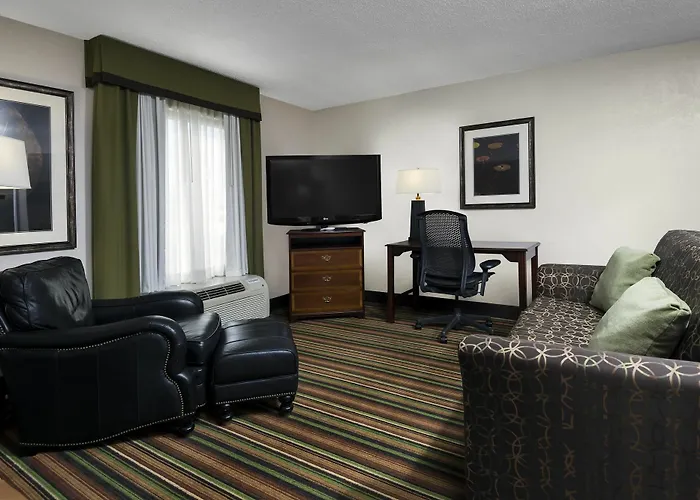 Hampton Hanes Mall 3* Winston-Salem